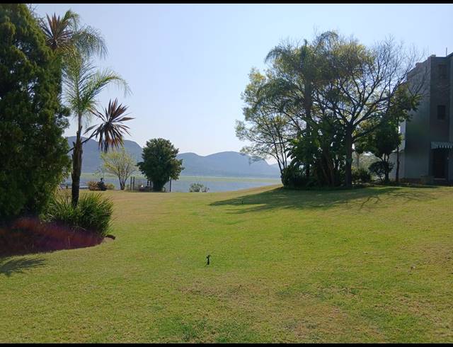 2 BEDROOM APARTMENT FOR SALE IN KEY WEST ESTATE